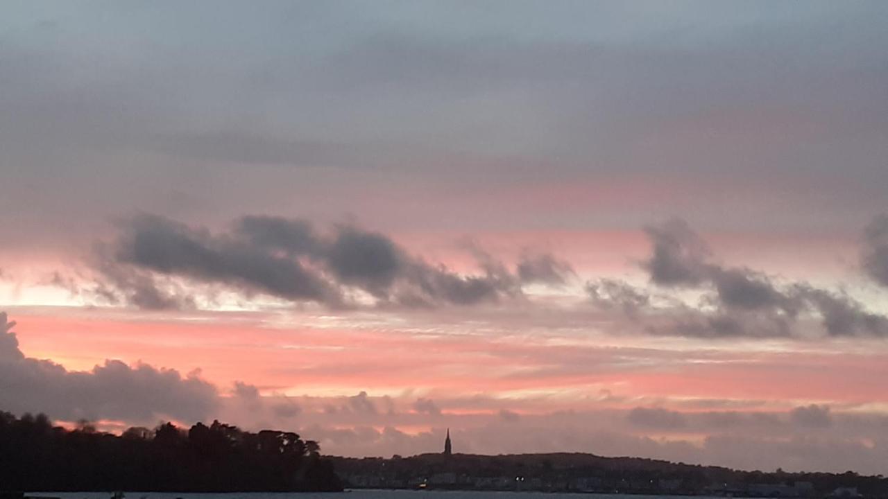 Le Studio Du Ris Douarnenez Bagian luar foto